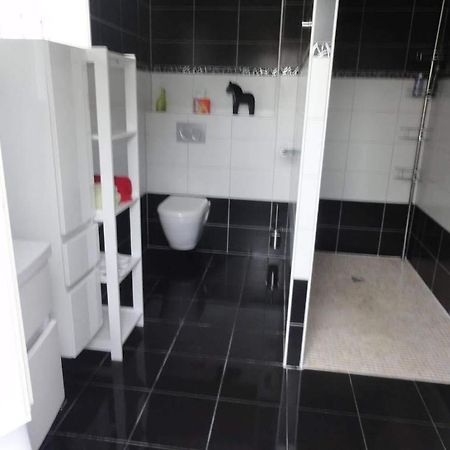 Chambre Avec Salle De Bain Privatisee Avec Petit Dejeuner Compris Auxonne Exteriér fotografie